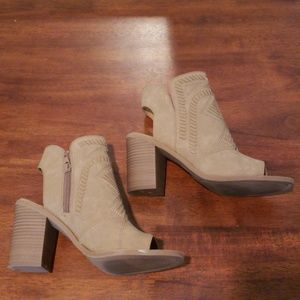 Peeptoe Backless Chunky Booties Size 8